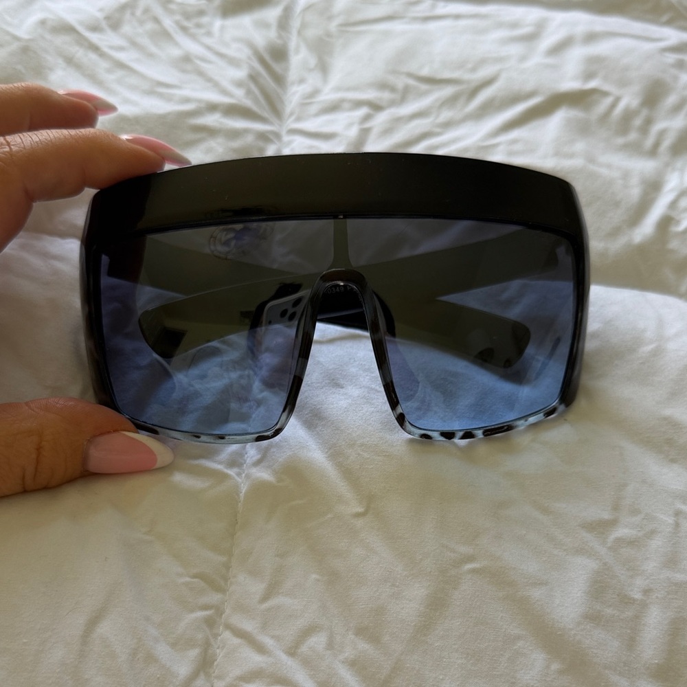 Oversized Shield Sunglasses in Black with Grey Gradient Lenses